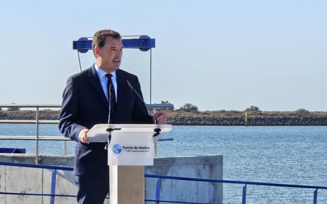 El Puerto de Huelva inaugura una nueva doble rampa ro-ro en el Muelle Sur, que permitirá aumentar la carga rodada